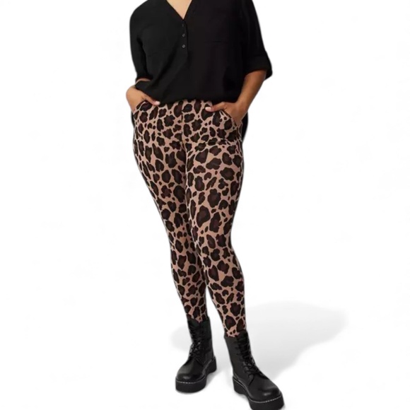 TORRID Leopard Print Full Length Leggings w/Pockets NWT Size 4X - Picture 11 of 16